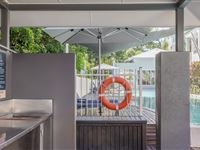 Mantra-Aqueous-pool-3